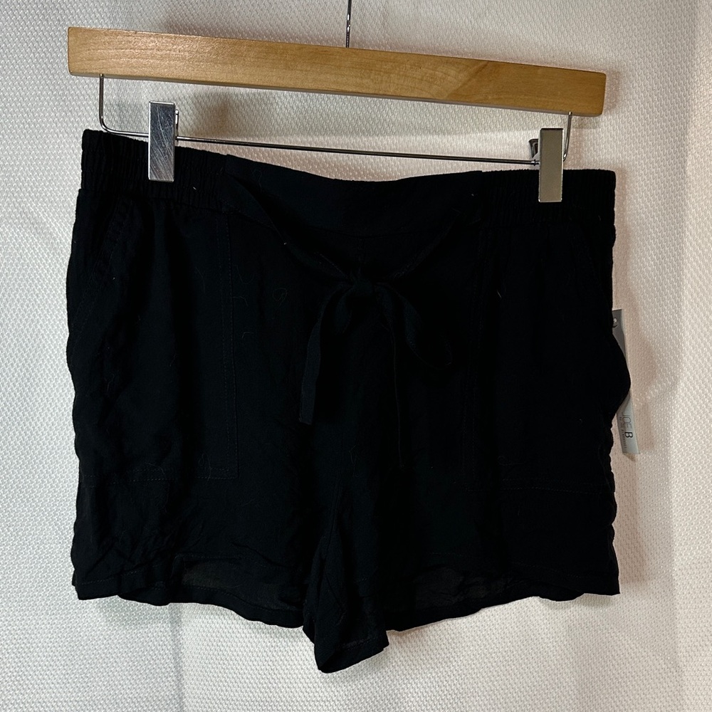Joe Benbasset Black Shorts with front pockets